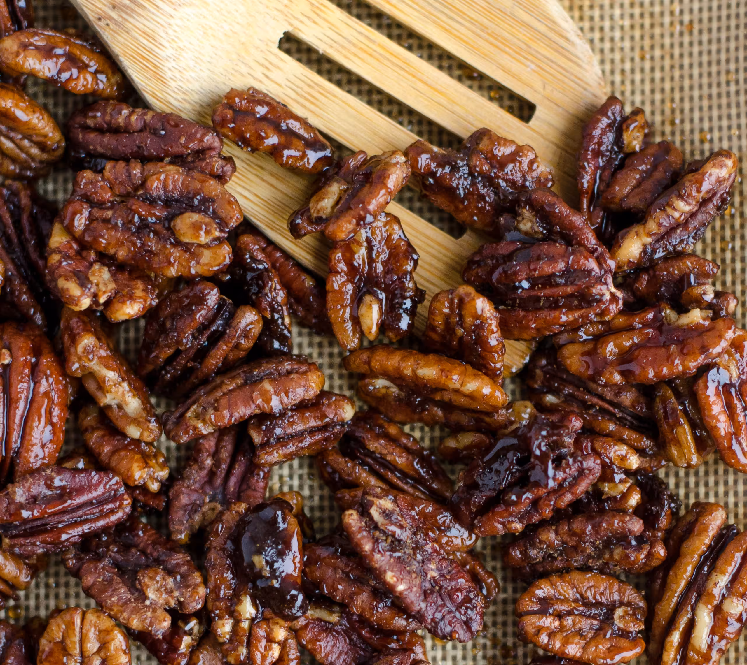 Maple Glazed Snacking Pecans